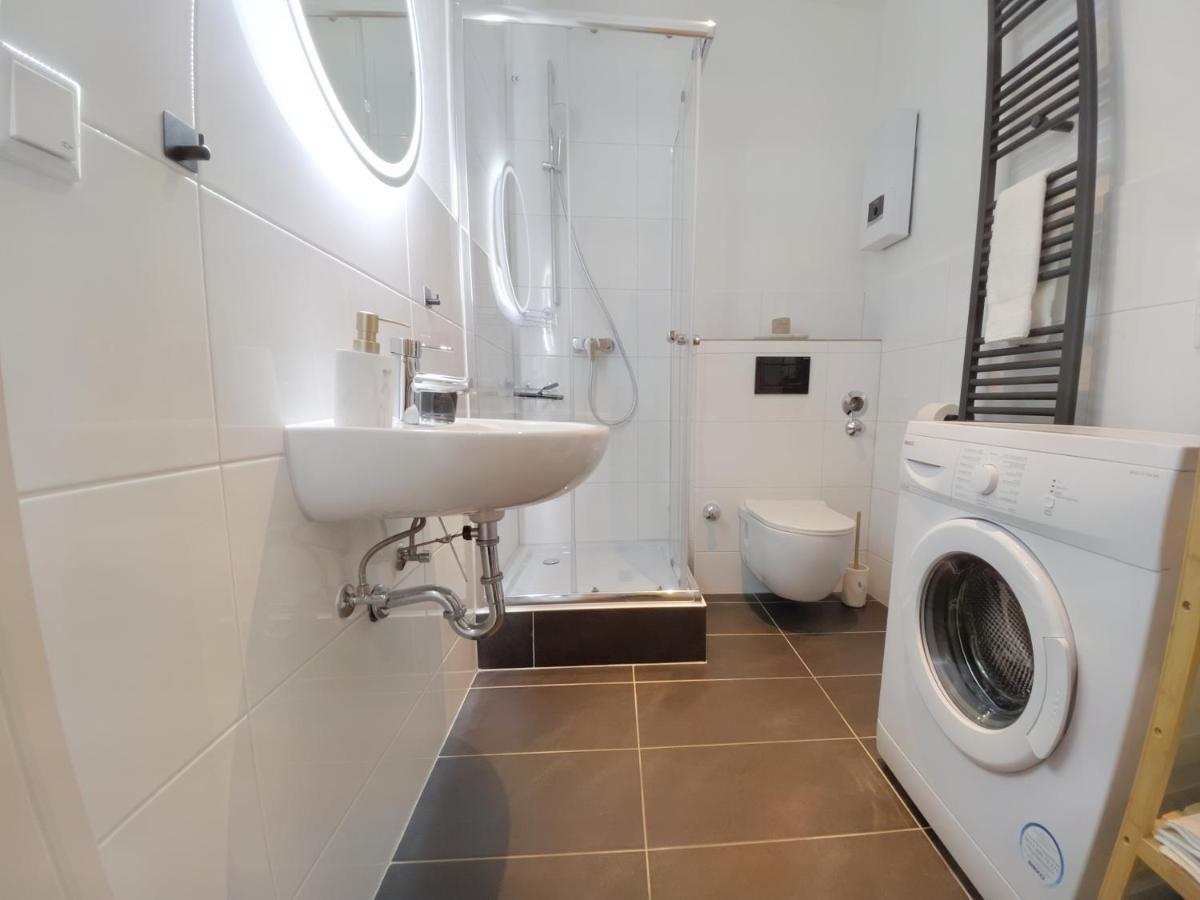 Milpau Recklinghausen1 - Modernes Und Zentrales Premium-Apartment Mit Queensize-Bett, Netflix, Nespresso, Smart-Tv Und Privatparkplatz 外观 照片